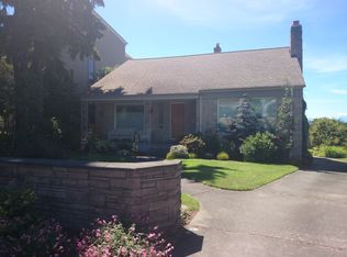 3037 W Viewmont Way W, Seattle, WA 98199