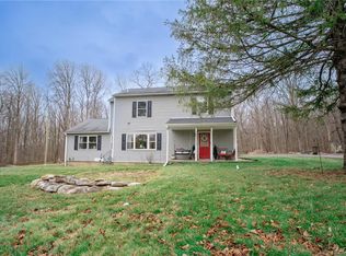 430 Old Grade Rd, Wind Gap, PA 18091