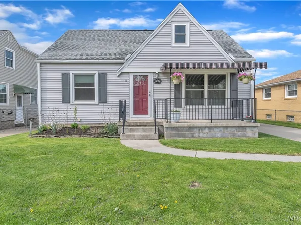 286 Cleveland Dr, Buffalo, NY 14223