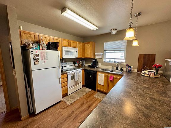 5th image of 423 Mitchell St #H-1
