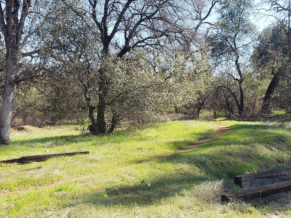 1st image of Chico St