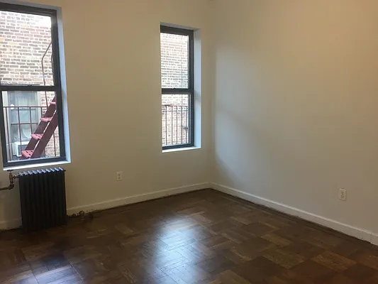 Rented by HFF Realty LLC | media 9