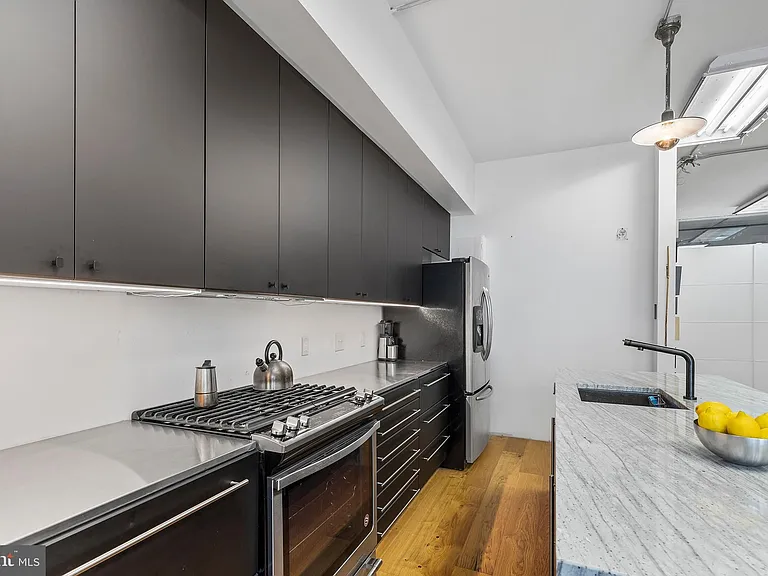 2020 E Fletcher St #1&2 — Photo 37