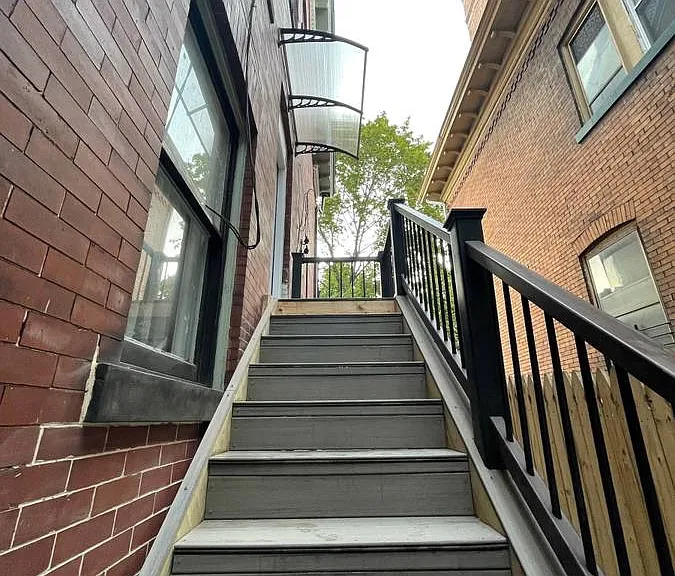 150 Stratford Ave #B — Photo 16