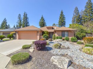804 E Catalina Cir, Fresno, CA
