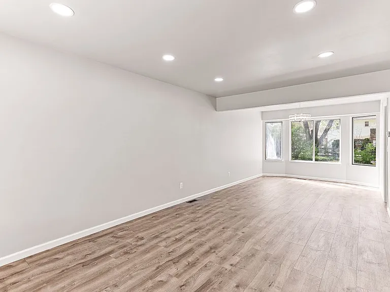 46323 Gainsborough Dr — Photo 16