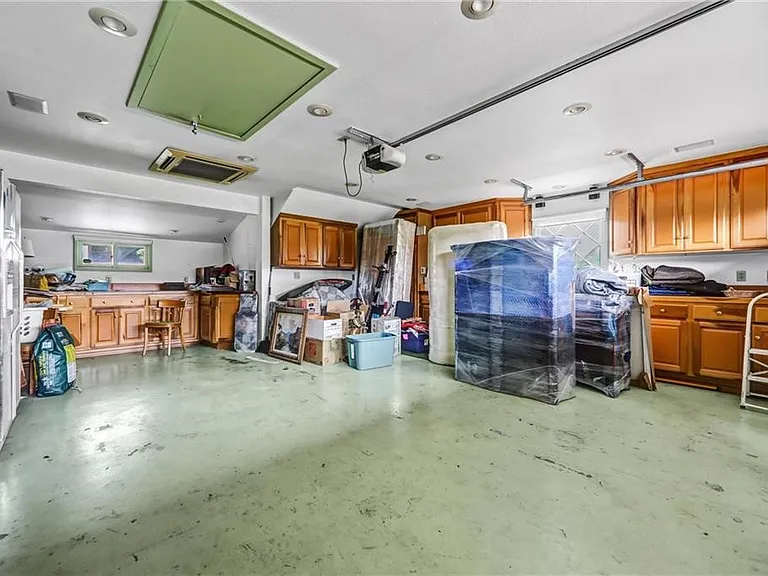 17300 Sunburst St — Photo 26