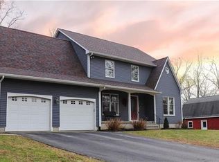 219 Bascom Rd, Lebanon, CT 06249