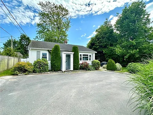 101 Briarwood Ave #B Photo 1