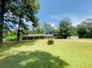 209 County Road 286, Garrison, TX 75946