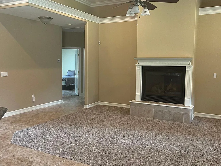 1403 S Huntington St — Photo 31