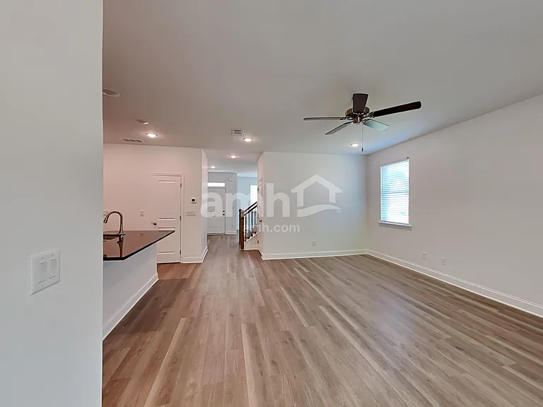 146 Sapling Way — Photo 10