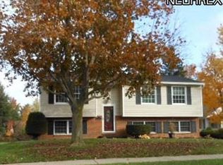 2181 Cooledge Ave, Akron, OH 44305