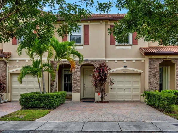 14734 SW 25th St, Miami, FL 33185
