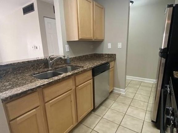5th image of 1919 Prairie Sq Unit 304