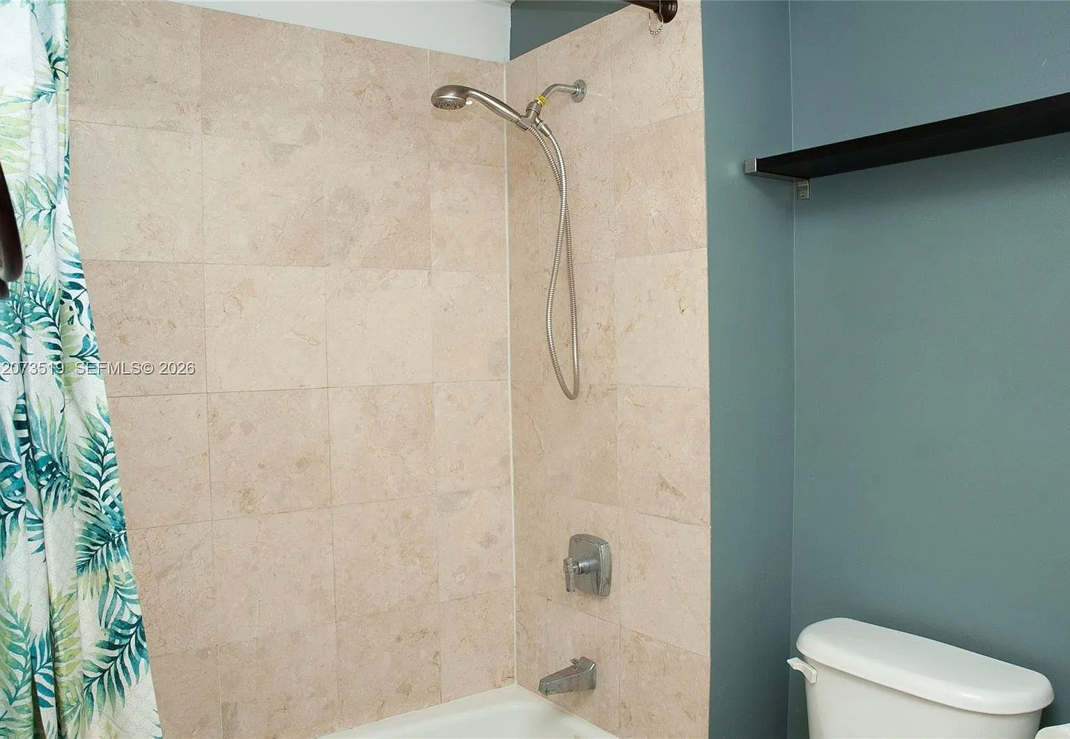 1 Bed / 1 Bath Home for Rent - Ten Aragon, Coral Gables — Photo 2