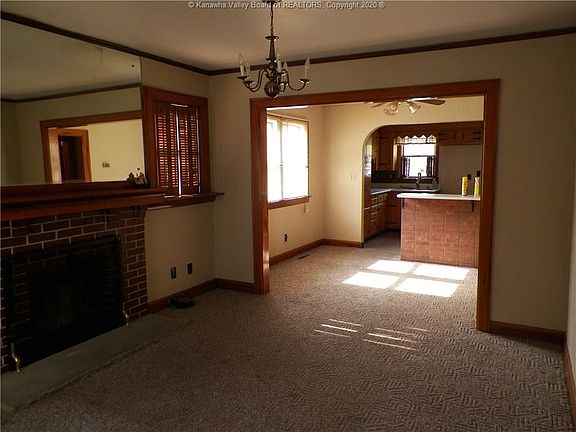 4th image of 108 E Reynolds Ave