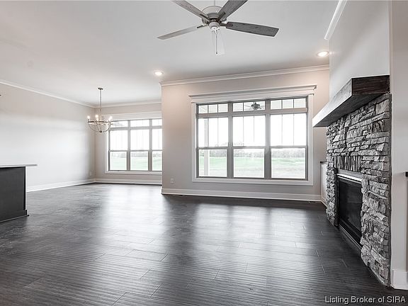 5th image of 1844 Augusta Boulevard Lot 270