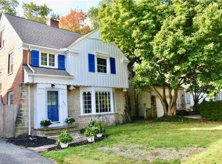 16252 Oakhill Rd, Cleveland Heights, OH 44112