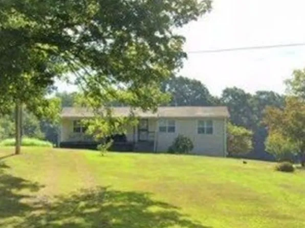 1613 Hickory Point Rd, Clarksville, TN 37043