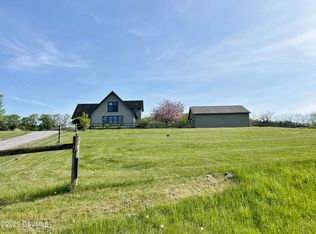 91 Blue Jay Rd, Millville, PA 17846