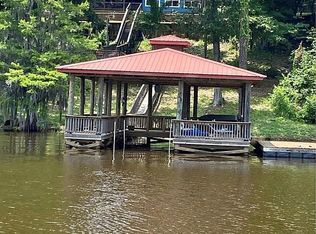 402 Lakeview Dr, Many, LA 71449