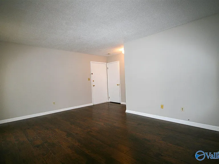 104 Westscott Dr #B — Photo 6