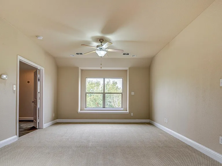 725 Rembrandt Ct — Photo 27