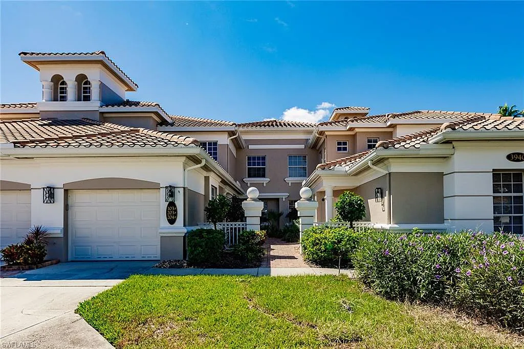 3 bed, 2.0 bath, 2166 sqft, $7,500 — Photo 1