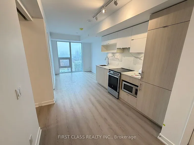 100 Queen St E #2209 — Photo 12