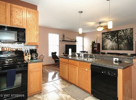 5th image of 2112 Limestone Ln #2112