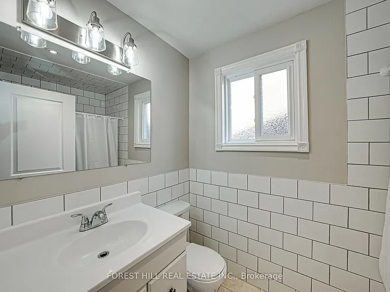 300 Conley St — Photo 25