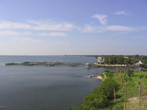 5th image of 5 Indian River Ave APT 602