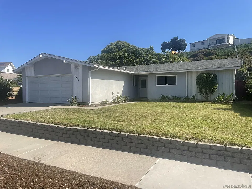 4043 Mira Costa St