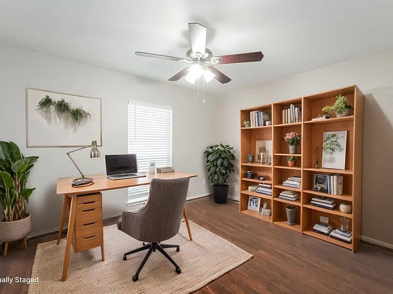 3830 Lake Ballinger Ln — Photo 17