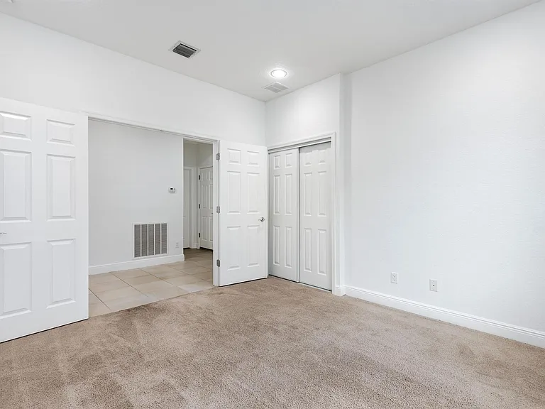 1367 NW Leonardo Cir — Photo 15