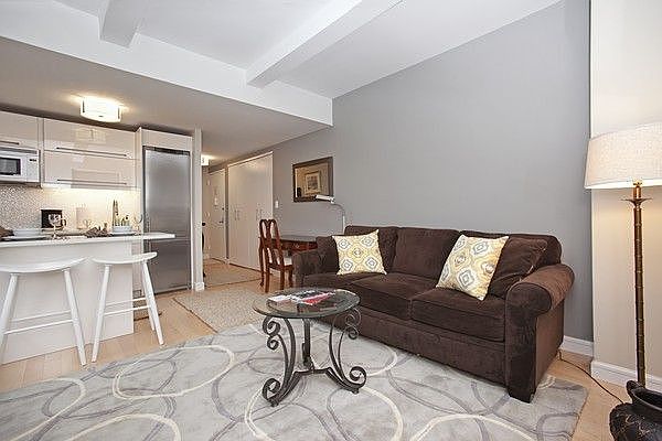 1st image of 150 W 51st St APT 1419