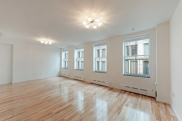 Rented by CORE | media 22