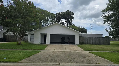 15110 Jester Ave Photo 1