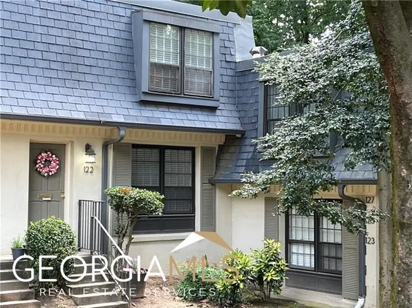 122 Woodmere Sq NW, Atlanta, GA 30327