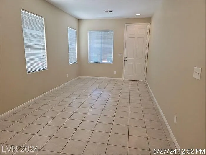 8412 Lucero Ave — Photo 5