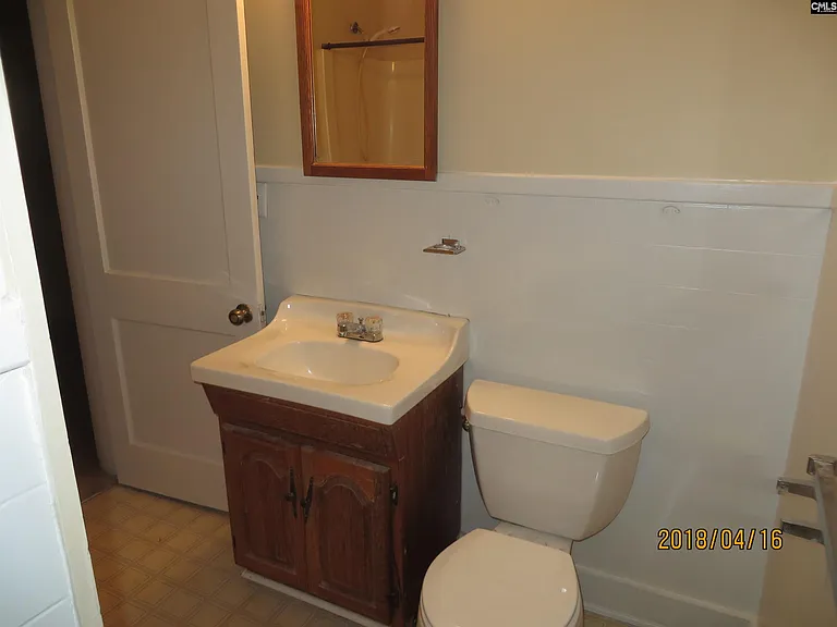 1312 Nunamaker Dr — Photo 4