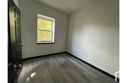 1601 W Oxford St Photo 1