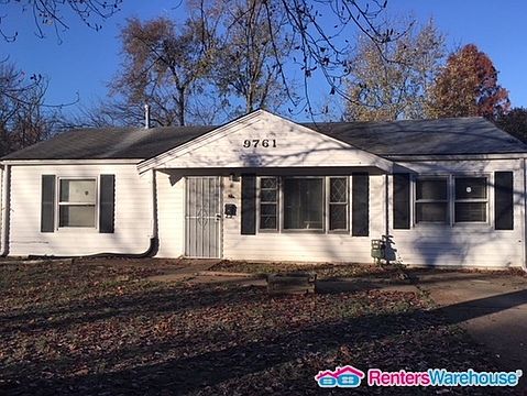 1st image of 9761 Vickie Pl