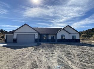 558 Croydon Dr, Spring Creek, NV 89815