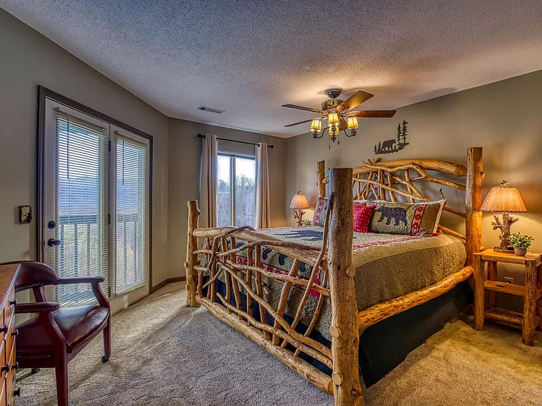 905 Smoky Bears Way — Photo 26