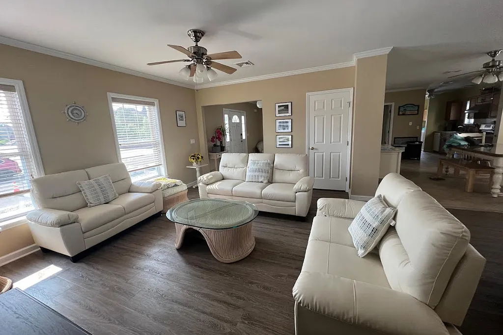 Photo 2 of 10 - 808 Boston Ave - Point Pleasant Beach, NJ living room on first floor - 808 Boston Ave
