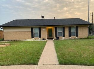 3605 Fieldcrest Ct, Garland, TX 75042