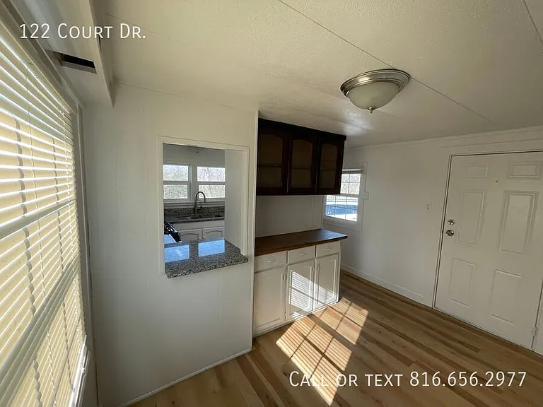 122 Court Dr — Photo 11