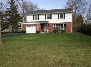 1523 Crabtree Ln, Deerfield, IL 60015